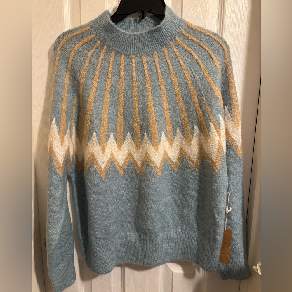 NWT Stylish Fairisle Dreamers by Deput Large Blue and Gold Sweater -